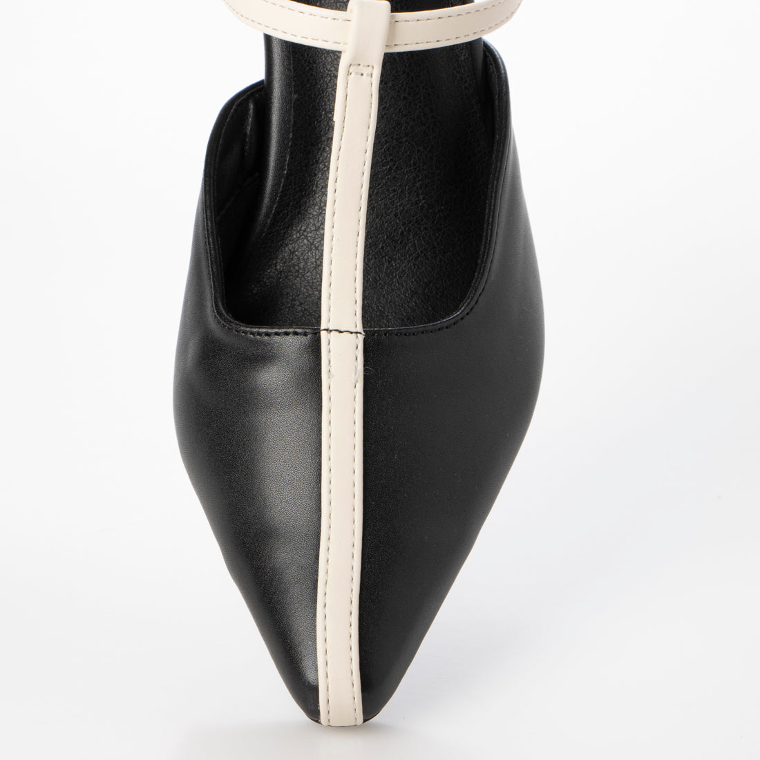 アララ alala フレアヒールTストラップミュール