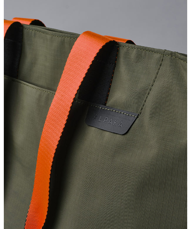 アルパカ ALPAKA アルパカ トートバッグ メンズ レディース エレメンツトート カジュアル ビジネス 大きめ 大容量 軽量 A4 ALPAKA ELEMENTS TOTE 413 (ブラック) ブラック