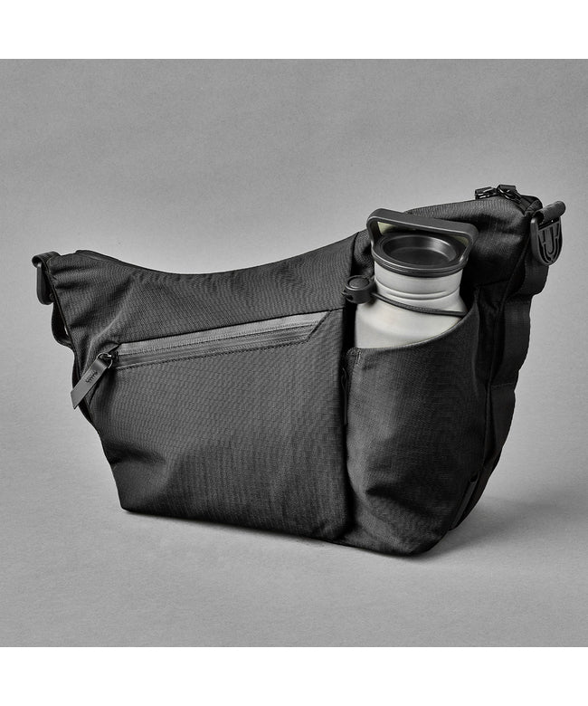 アルパカ ALPAKA FLOW SATCHEL 4L/ショルダーflow-satchel-4l】 (グリーン) グリーン