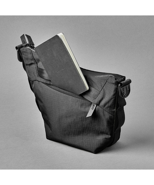 アルパカ ALPAKA FLOW SATCHEL /ショルダーバッグ【flow-satchel-2l】 (ブラック) ブラック