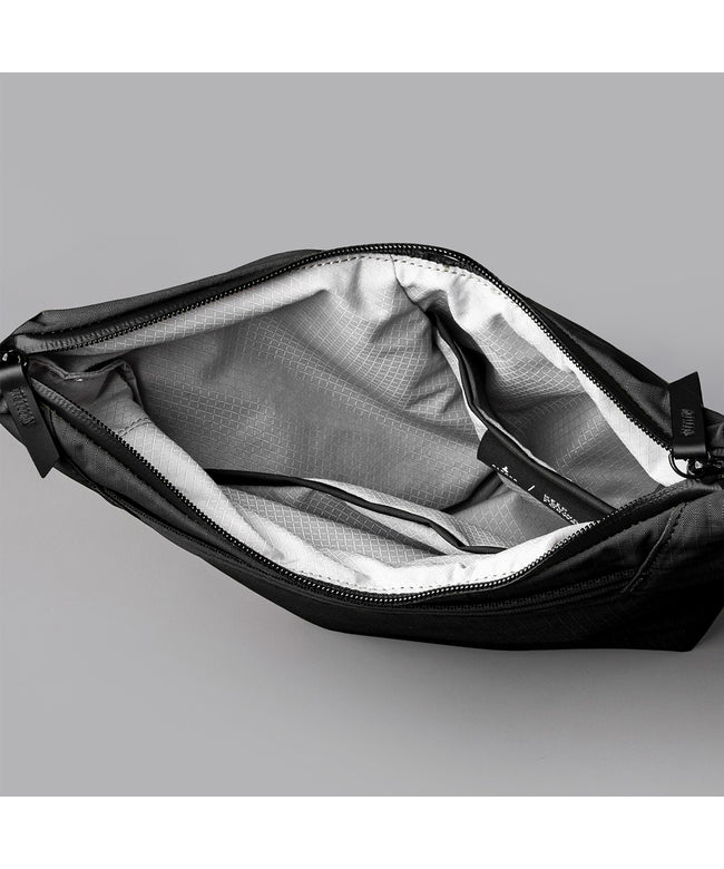 アルパカ ALPAKA FLOW SATCHEL /ショルダーバッグ【flow-satchel-2l】 (ブラック) ブラック