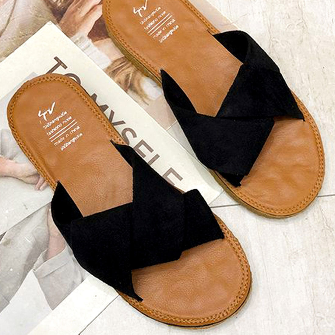 ジュノア JUNOAH ぺたんこサンダル サンダル