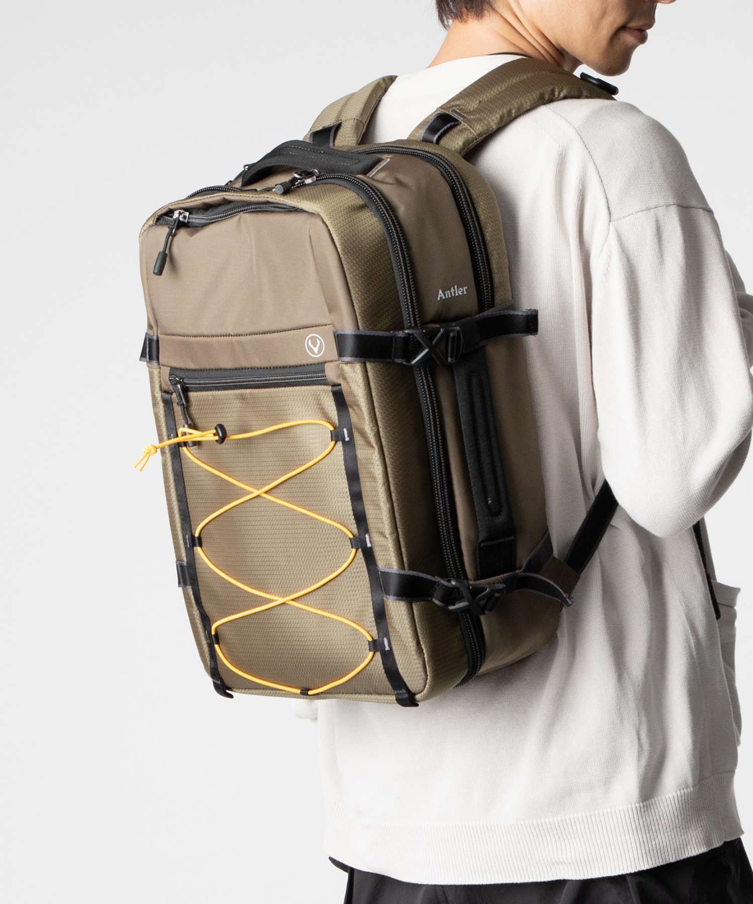 アントラー antler アントラー Antler 4705109082 バックパック Bamburgh Expandable Backpack メンズ レディース バッグ バンバラ エクスパンダブル リュック (カーキ) カーキ