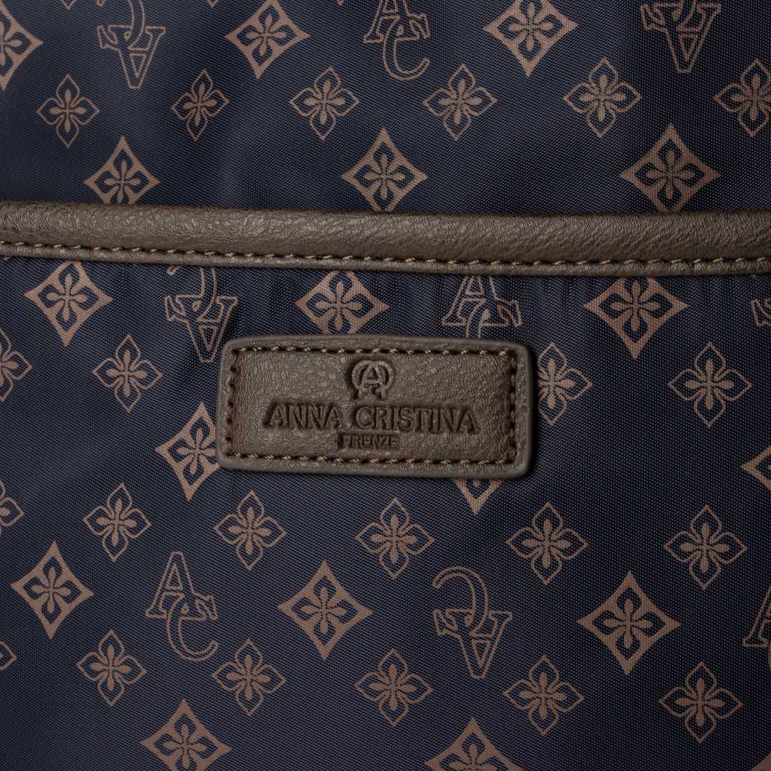 アンナ クリスティーナ ANNA CRISTINA キャリー対応リュックサック (035.ブラック) 035.ブラック