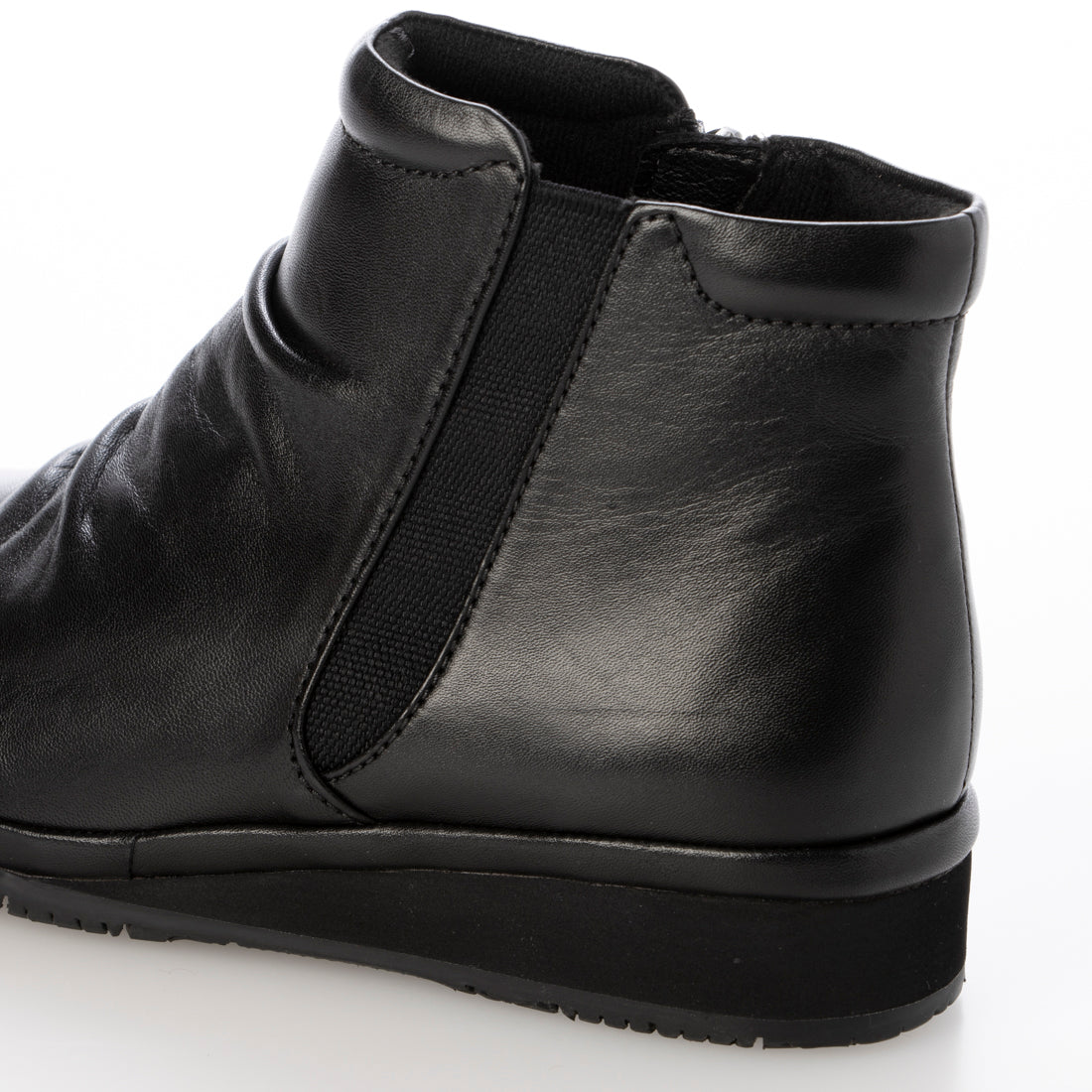 アンナマリア ANNA MALIA 【本革】ドレープデザイン ショートブーツ プラット製法