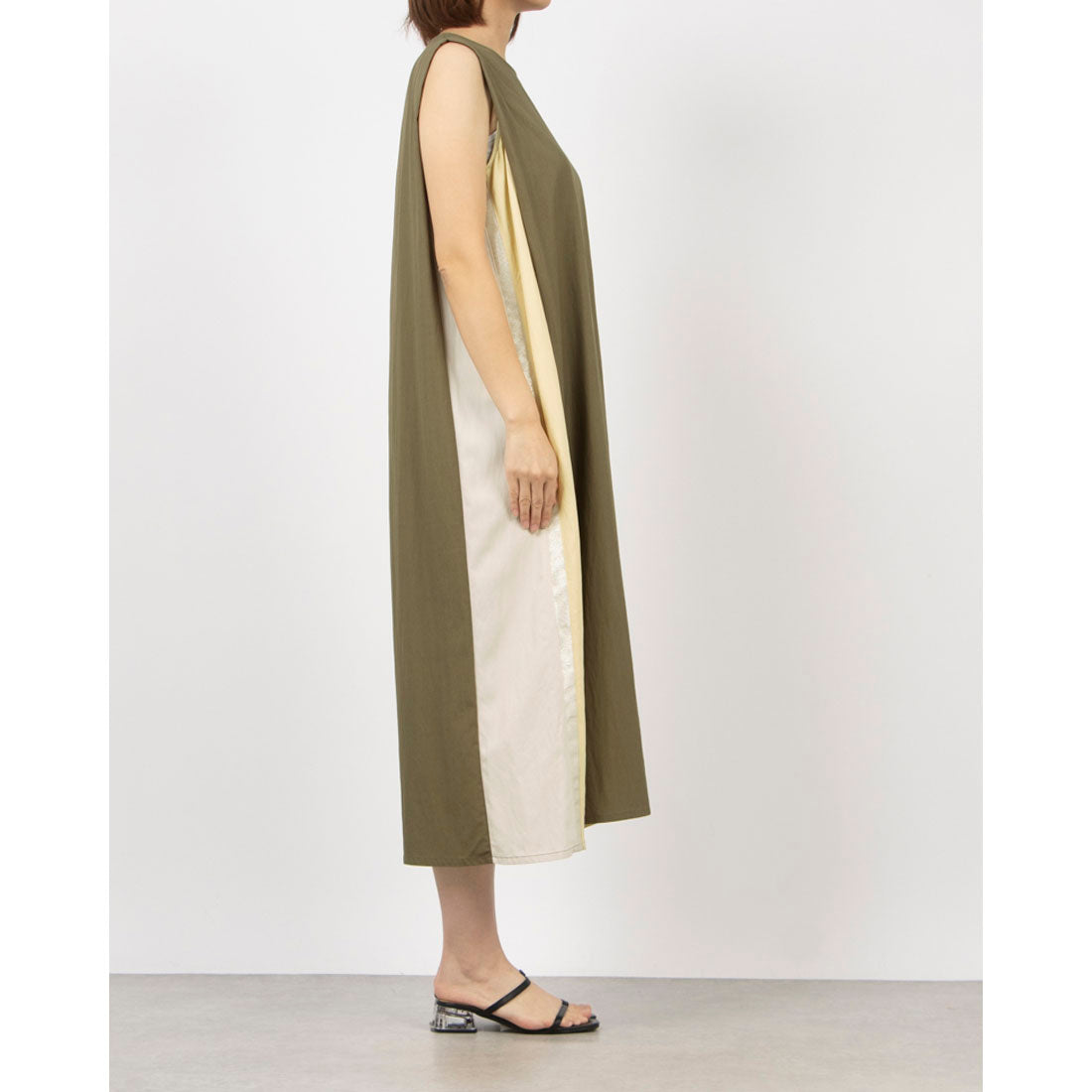 アンナニコラ Anna Nicola 配色ロングワンピース サイド切り替え 脇ラメテープ ノースリーブ (カーキ) カーキ