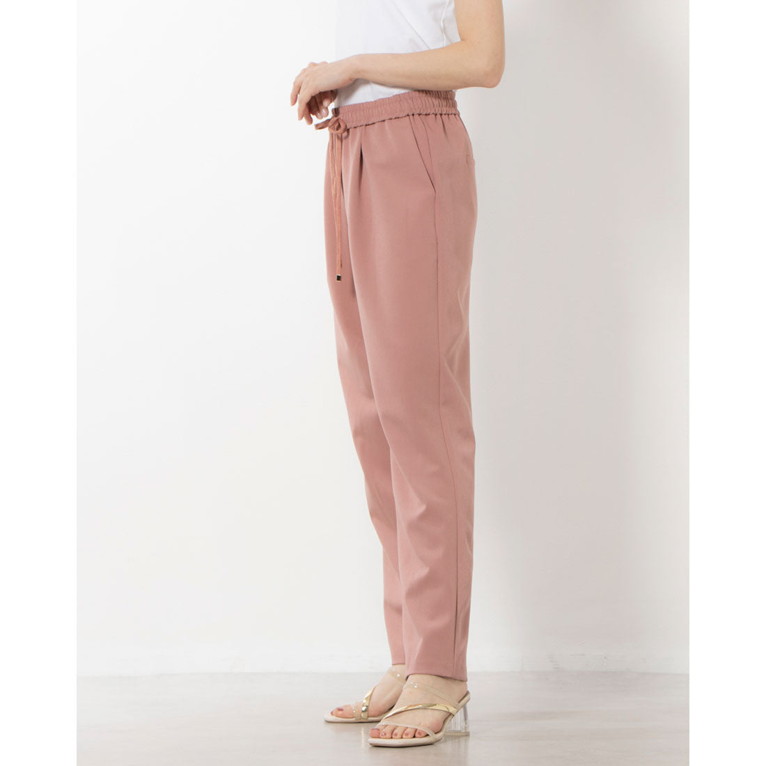 アンナニコラ Anna Nicola 楽チンテーパードパンツ