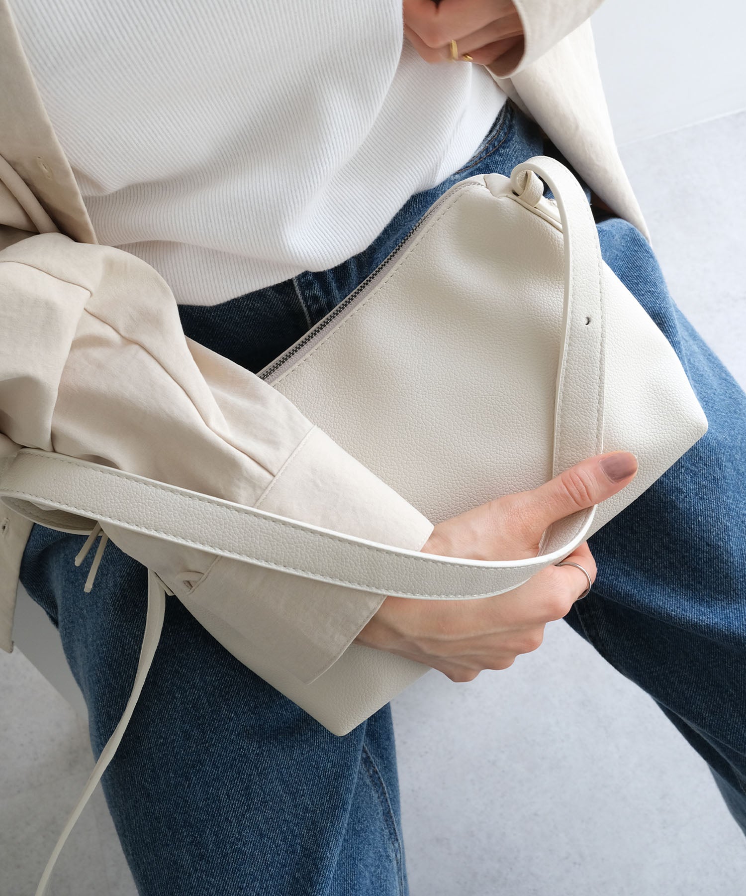 アンドミー andme マルチウェイ バッグ 3WAY evernavy エバーネイビー (アイボリー) アイボリー