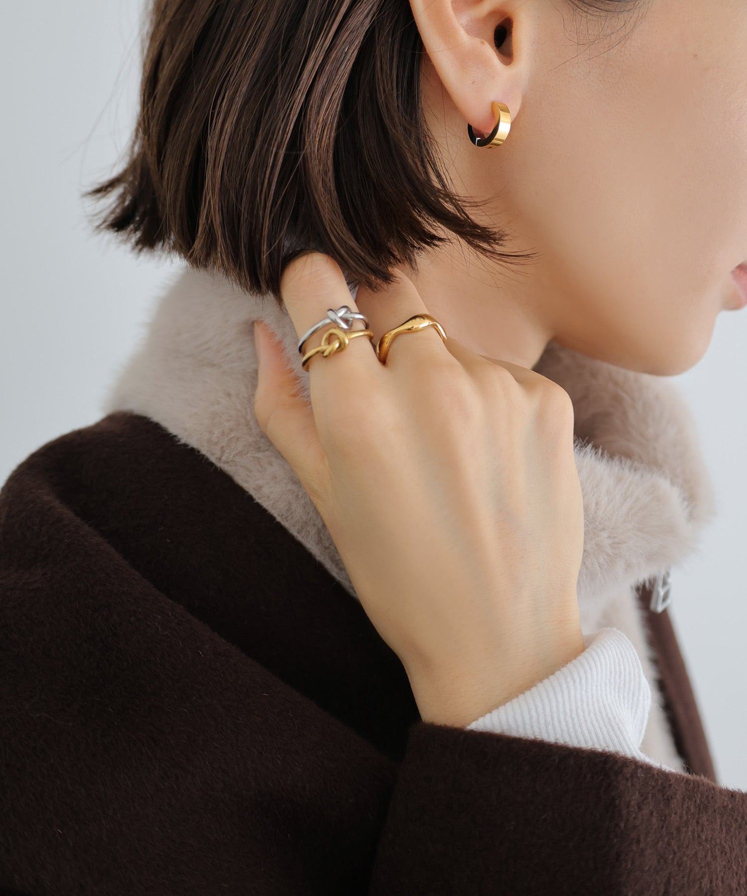 アンドミー andme 【金属アレルギー対応】 ノット リング サージカルステンレス (GOLD) GOLD