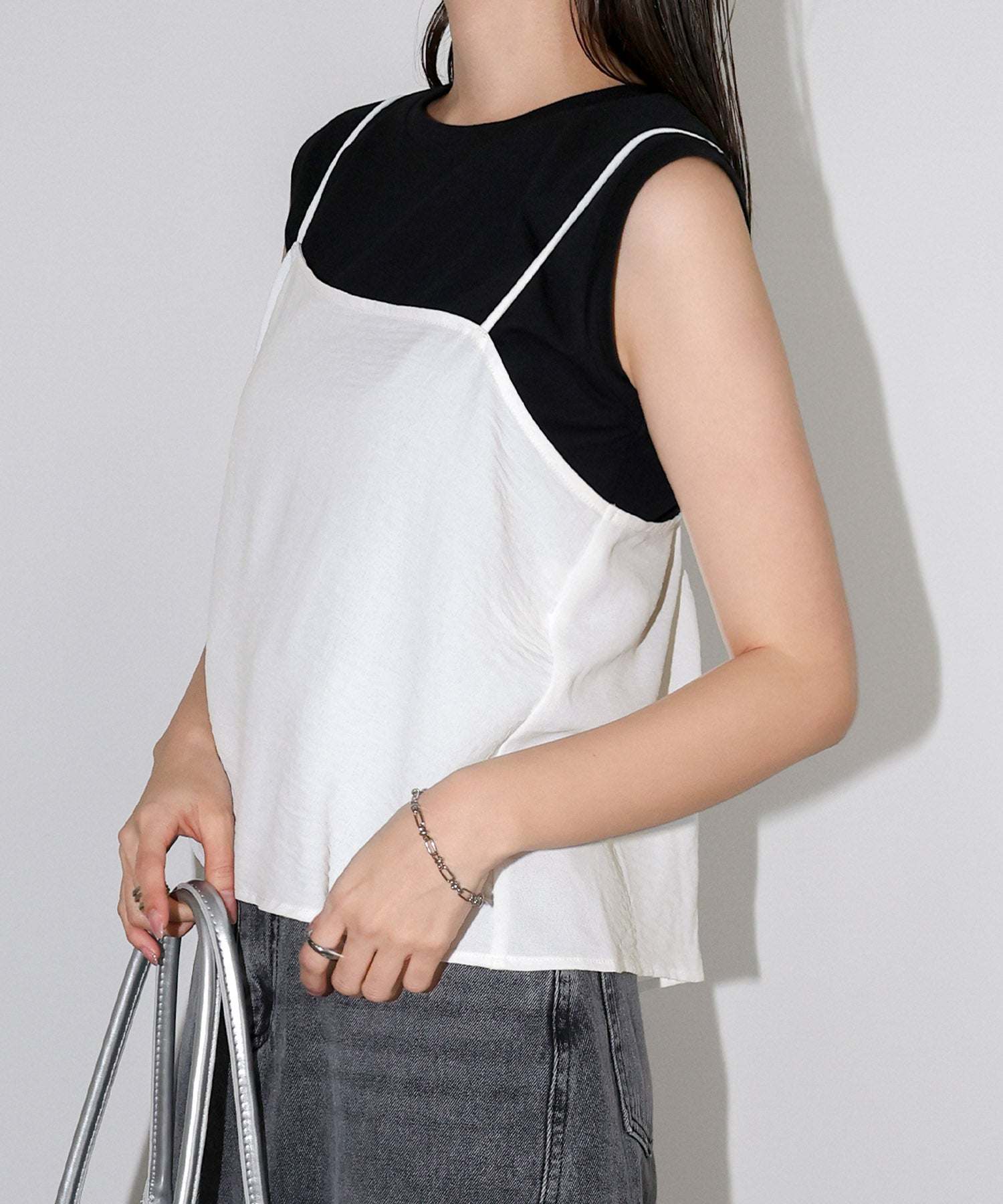 アンドミー andme 接触冷感 バック リボン キャミソール ビスチェ (オフホワイト) オフホワイト