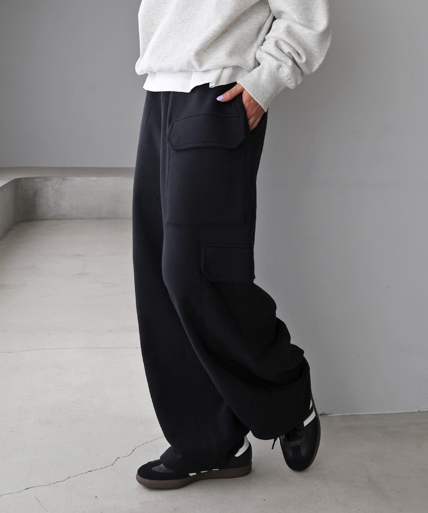 アンドミー andme スウェット カーゴ パンツ (ブラック) ブラック