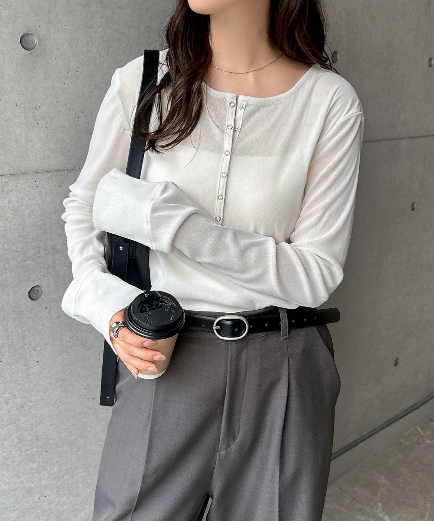 アンドミー andme ベロア チュール ヘンリーネック 長袖 トップス (アイボリー) アイボリー