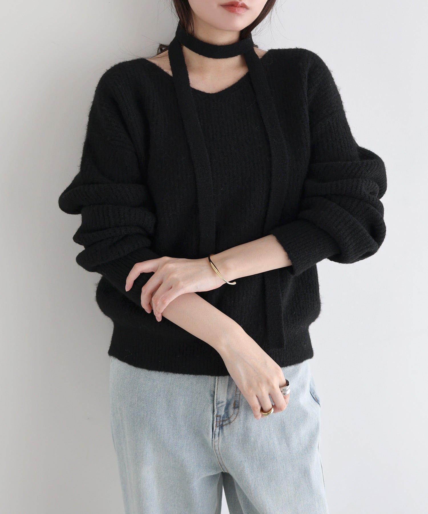 アンドミー andme 同色 マフラー付き ニット トップス (ブラック) ブラック