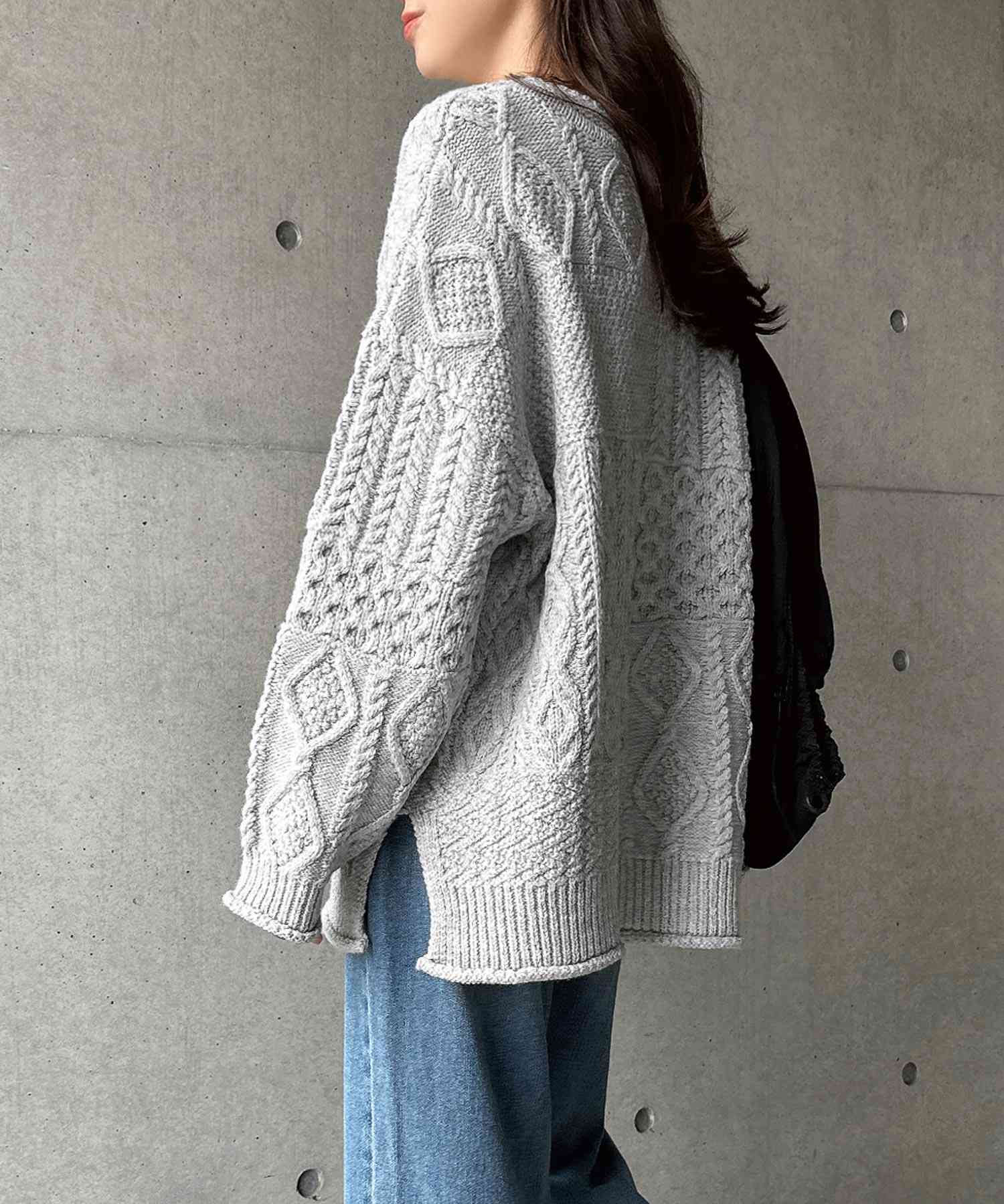 アンドミー andme ケーブル編み オーバーサイズ ニット トップス (グレー) グレー