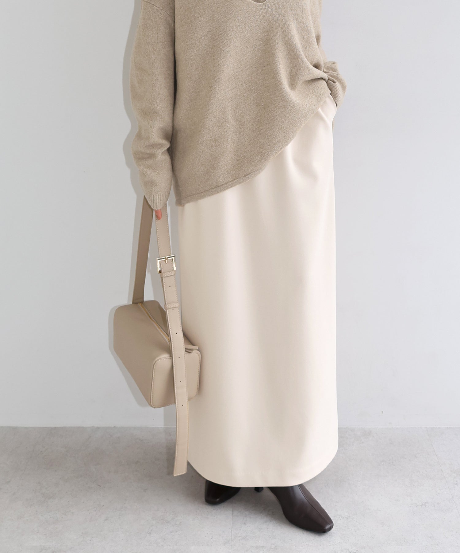 アンドミー andme 裏起毛 ポンチ ストレート スカート evernavy エバーネイビー (アイボリー) アイボリー