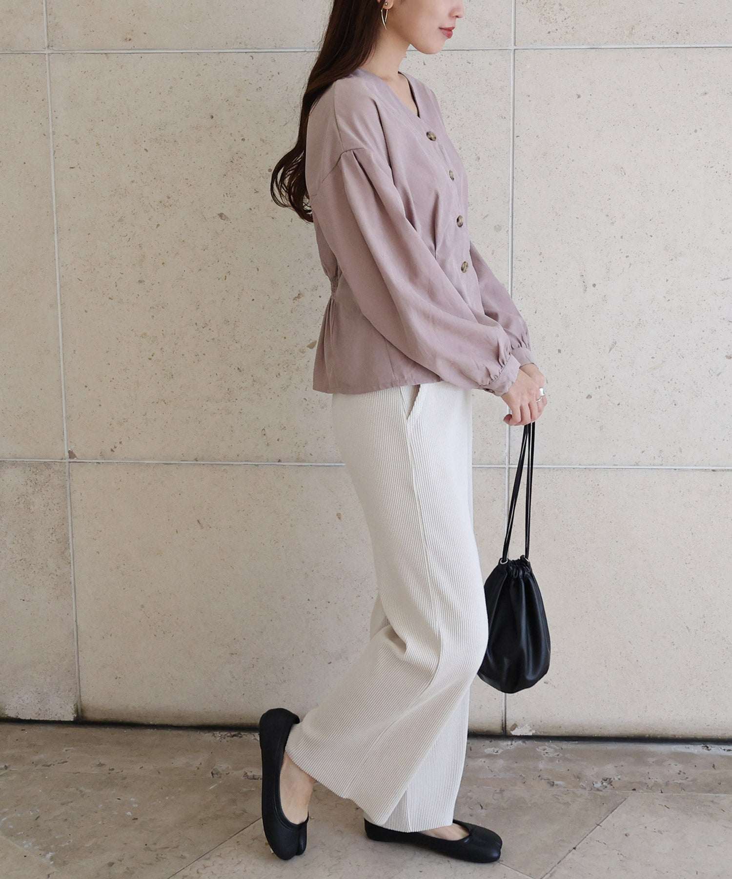 Andmy andme桃子長袖西釘脖子上衣