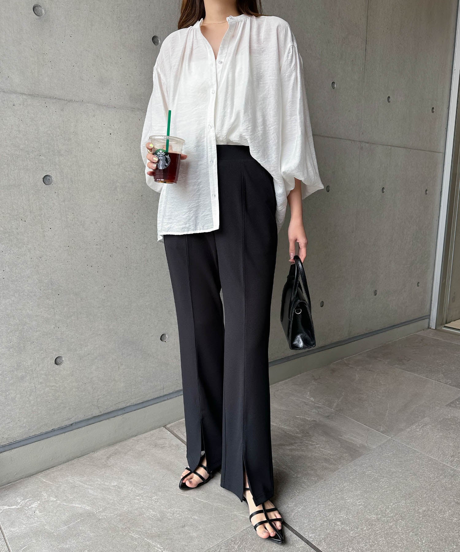 アンドミー andme 梨地ポンチセンタースリットパンツ ウエストゴム (ブラック) ブラック