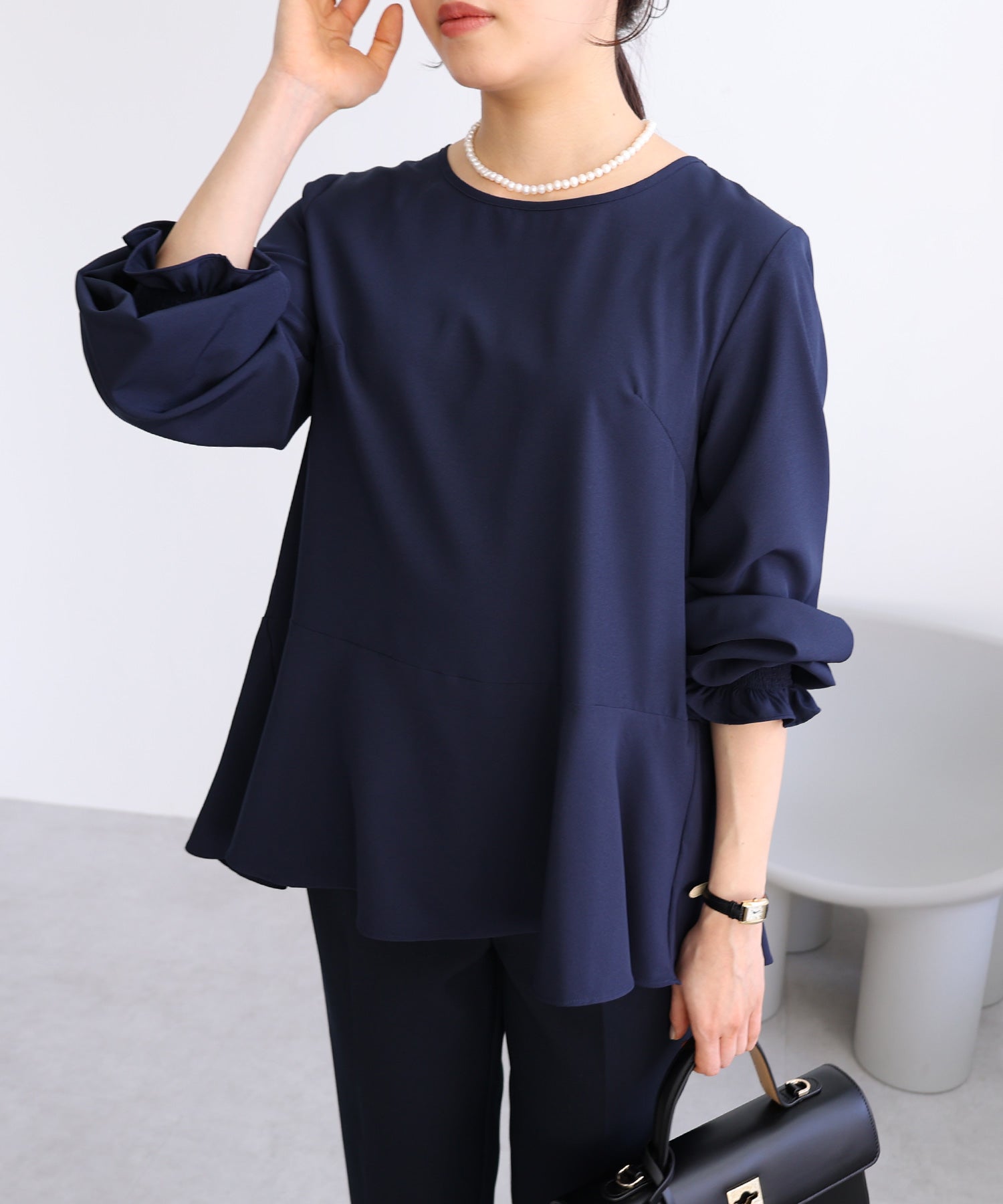 アンドミー andme ペプラム ブラウス,ネイビー