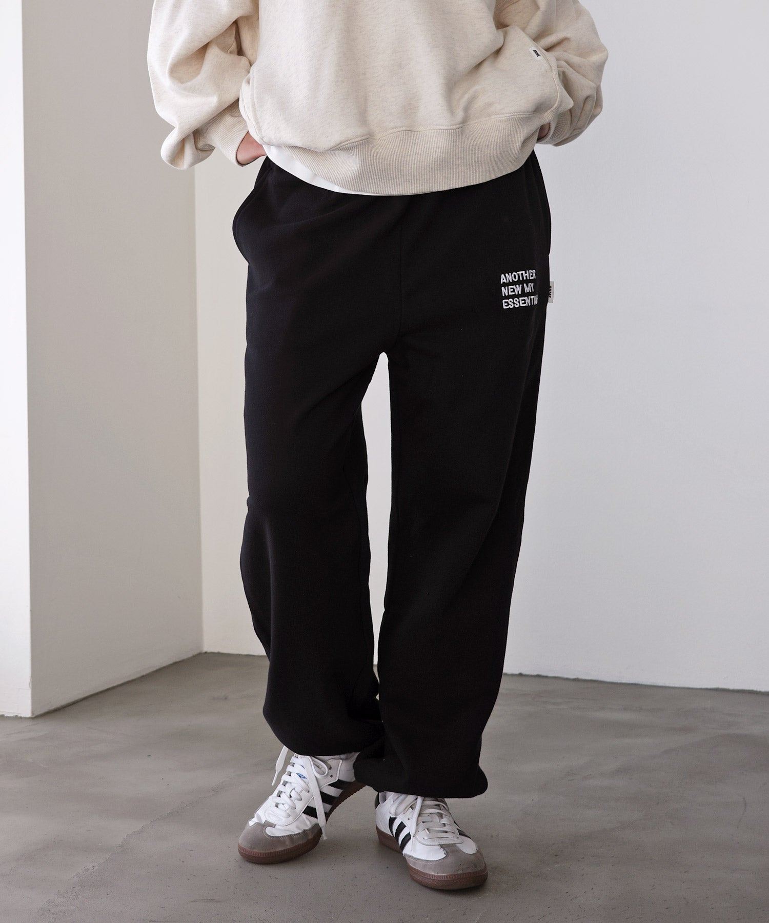 アンドミー andme ANME ロゴ刺繍入り 裏毛 スウェット パンツ (ブラック) ブラック
