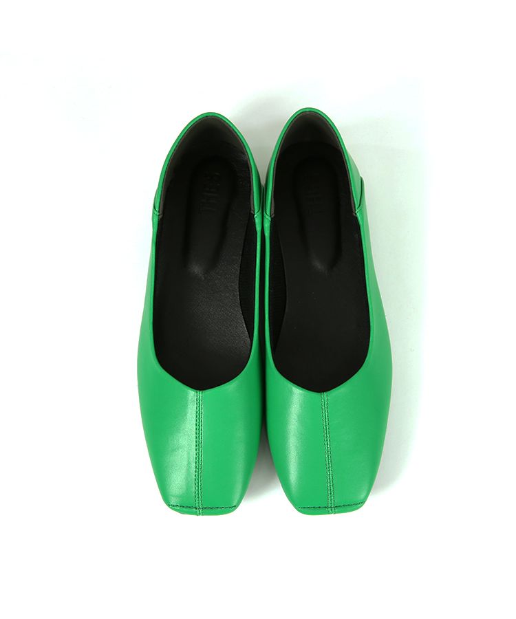 ノーワンノーズ No one knows スクエアトゥセンターシームパンプス