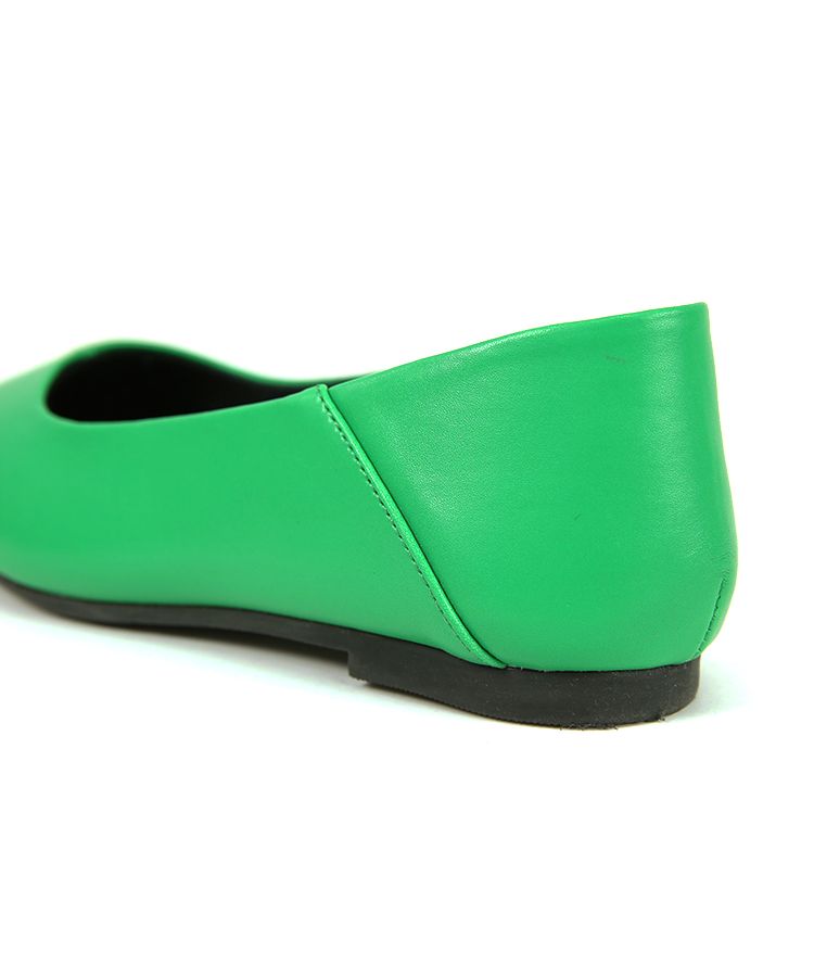 ノーワンノーズ No one knows スクエアトゥセンターシームパンプス