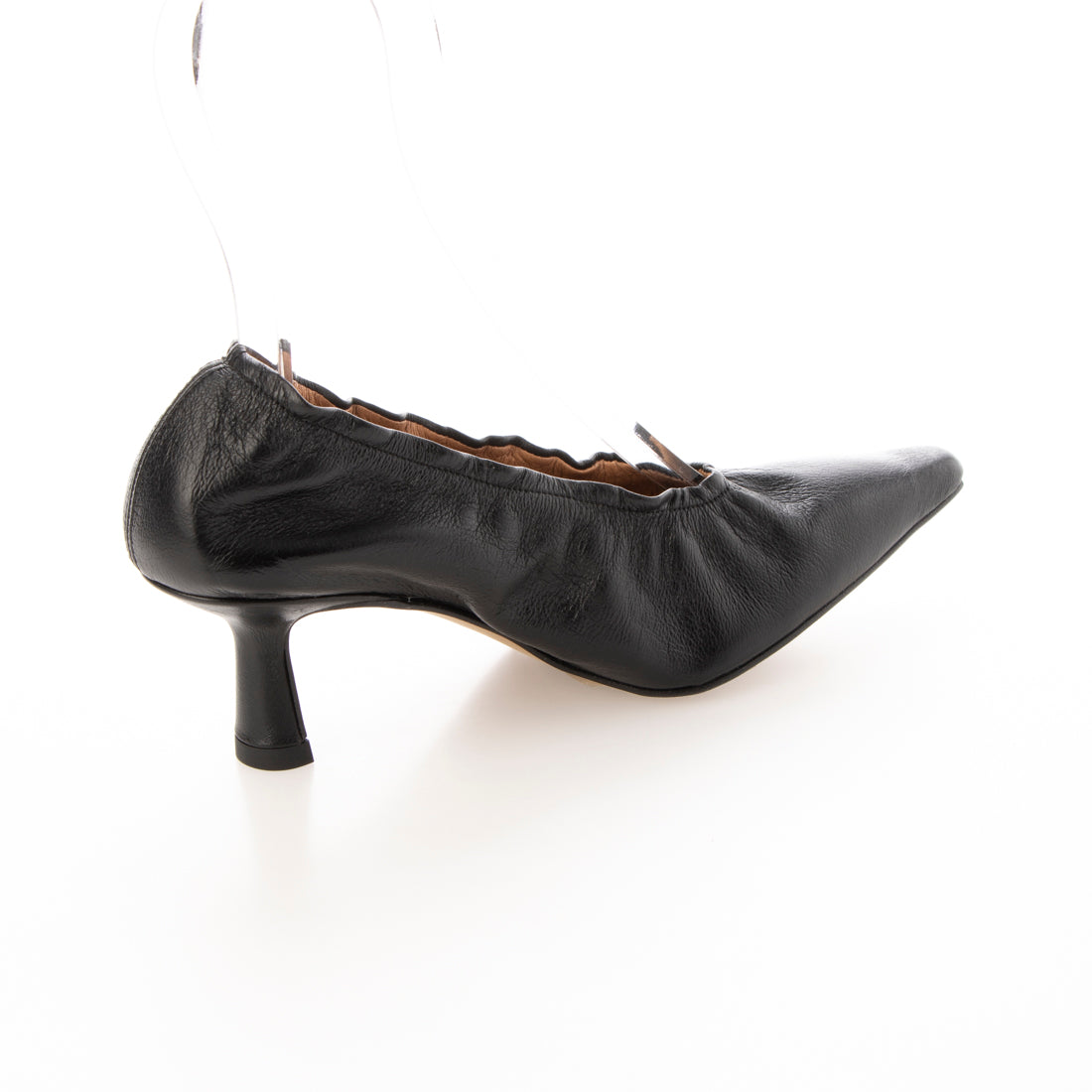 アンヘル アラルコン ANGEL ALARCON ポインテッドトウギャザーパンプス