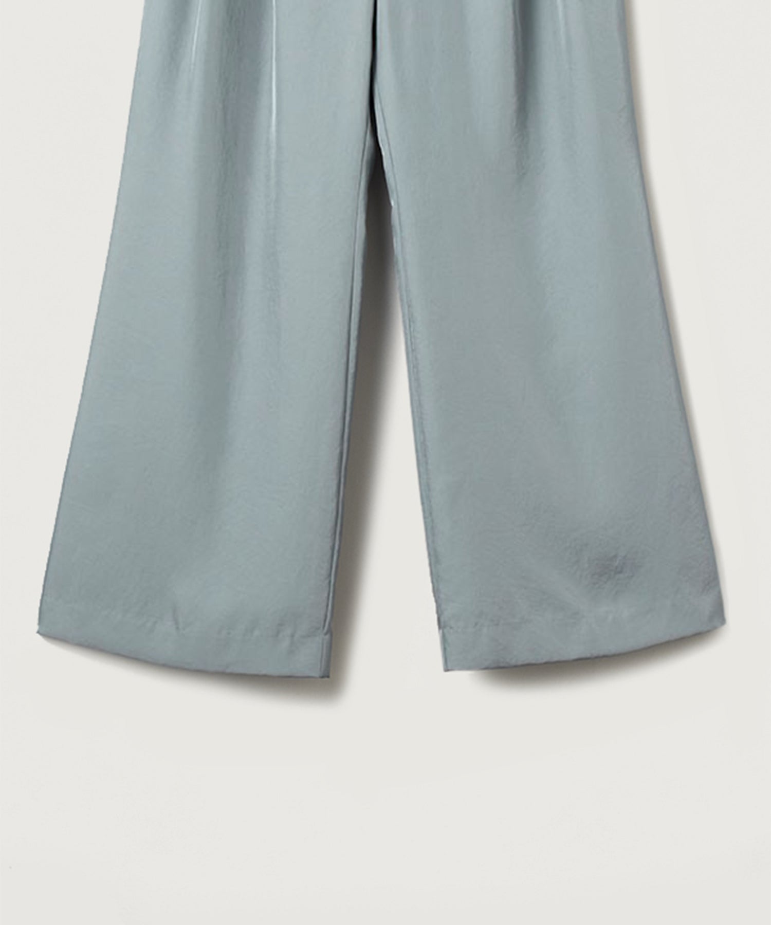 anuans anuans 兩條褶鬆身斜紋褲