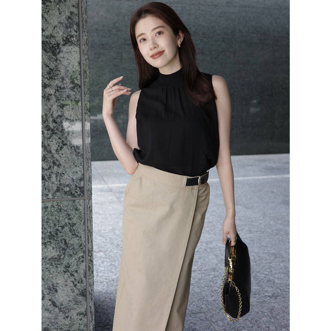anuans | WOMEN | FASBEE