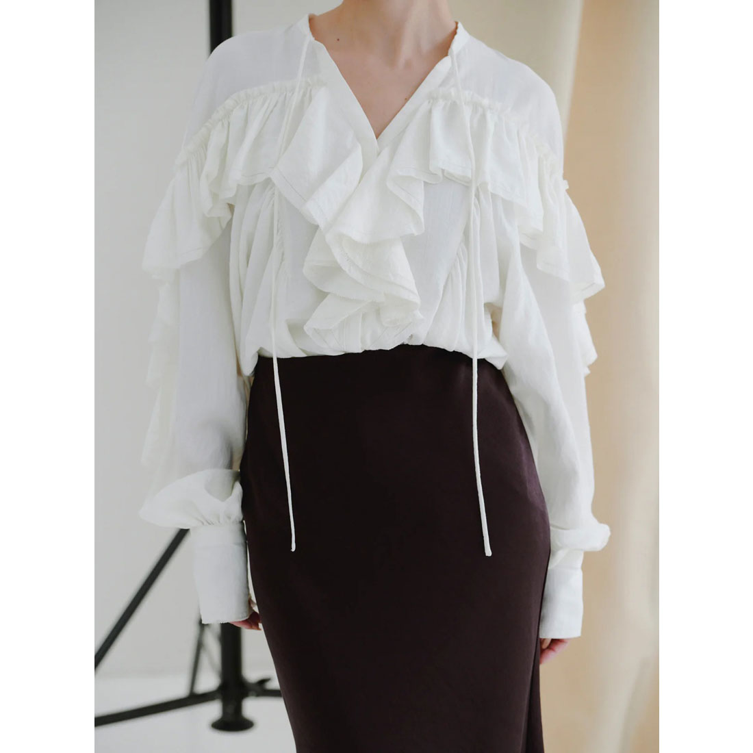 アニュアンス anuans リンクルラッフルブラウス (BEIGE) BEIGE