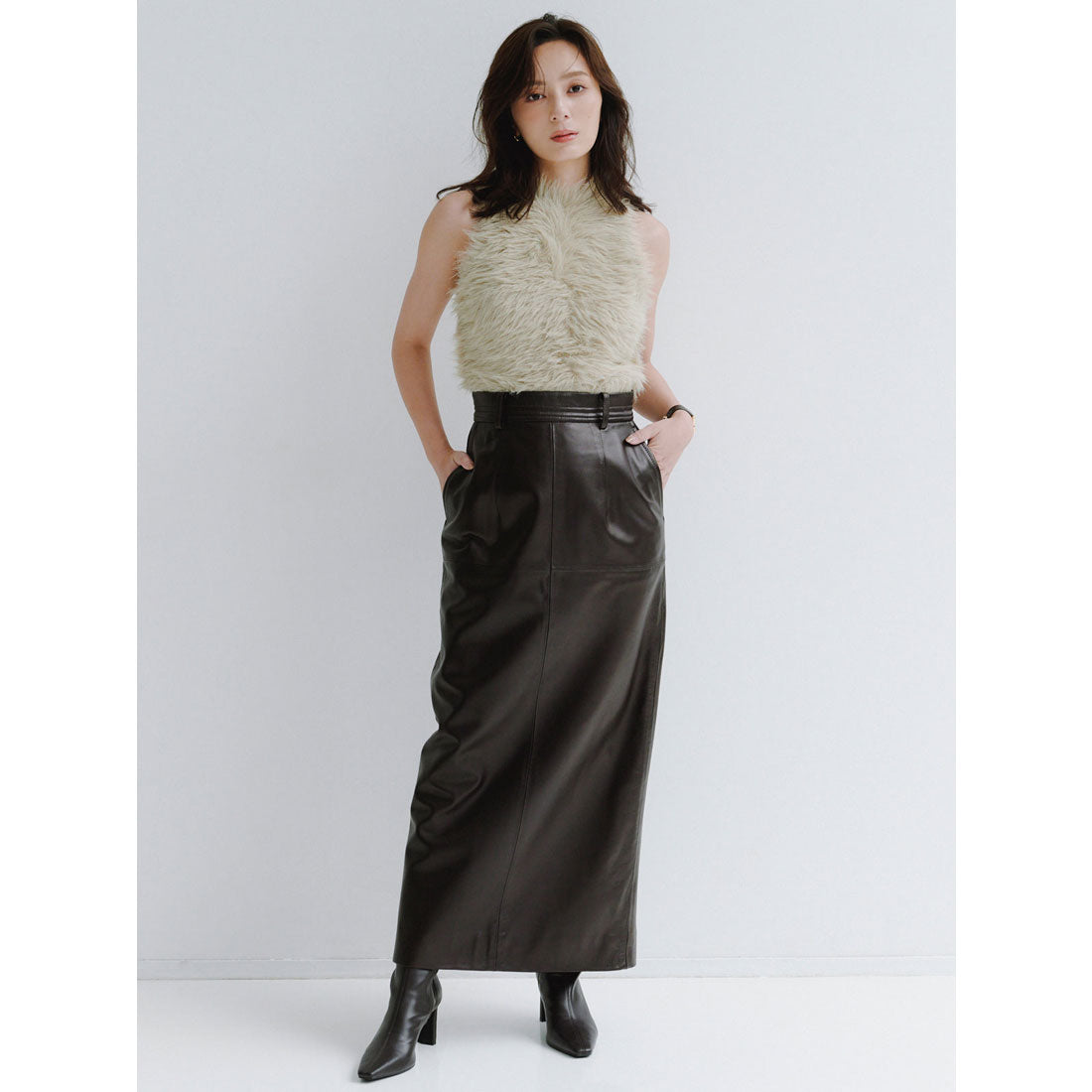 アニュアンス anuans レザータイトスカート (DARK BROWN) DARK BROWN