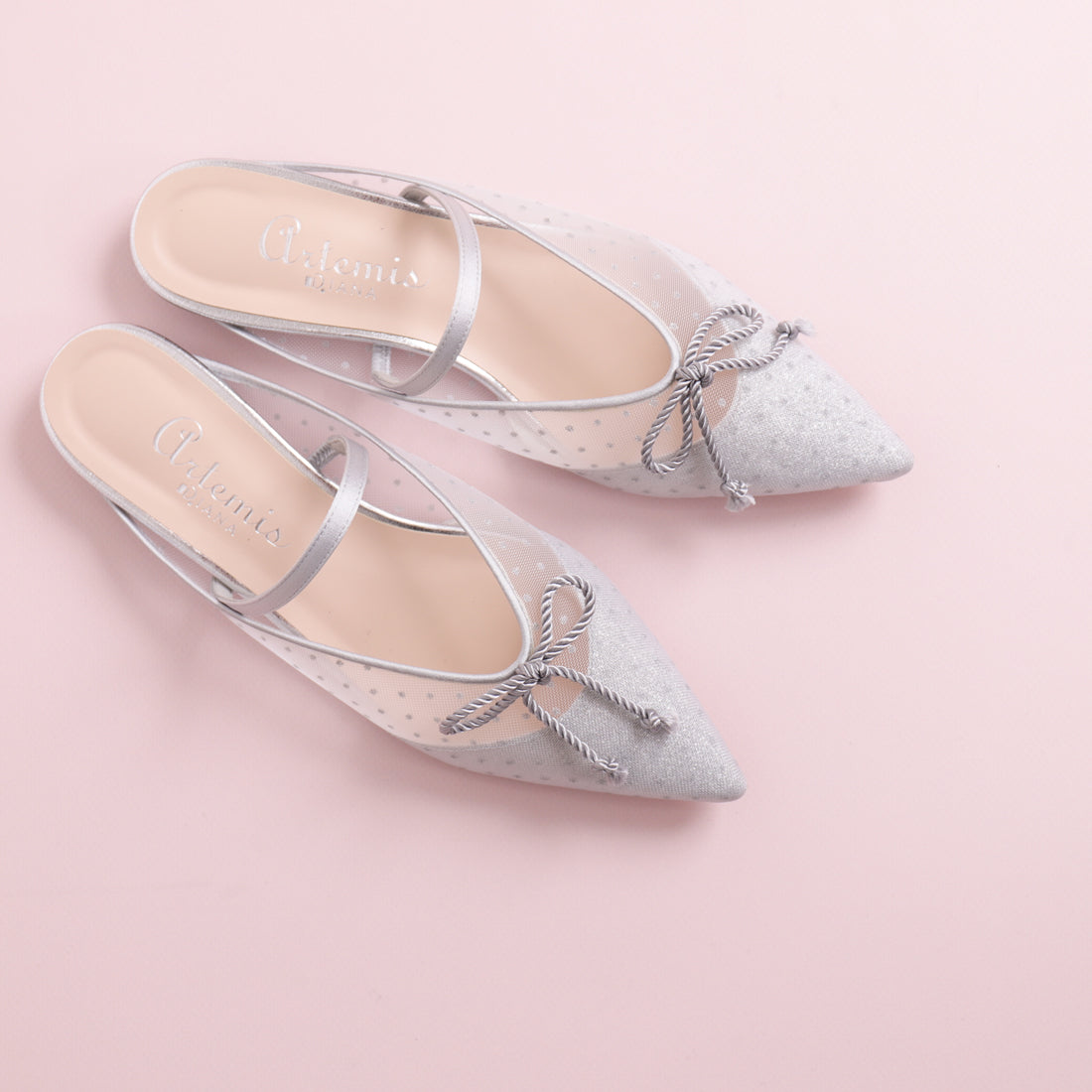 アルテミス バイ ダイアナ artemis by DIANA ドットチュール ワンストラップフラットミュール (シルバーメッシュ) シルバーメッシュ