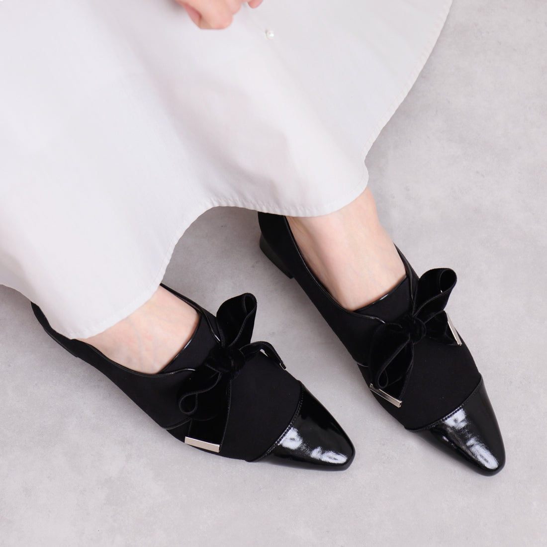 アルテミス バイ ダイアナ artemis by DIANA ベルベットリボン マニッシュシューズ (黒人工シルキー) 黒人工シルキー