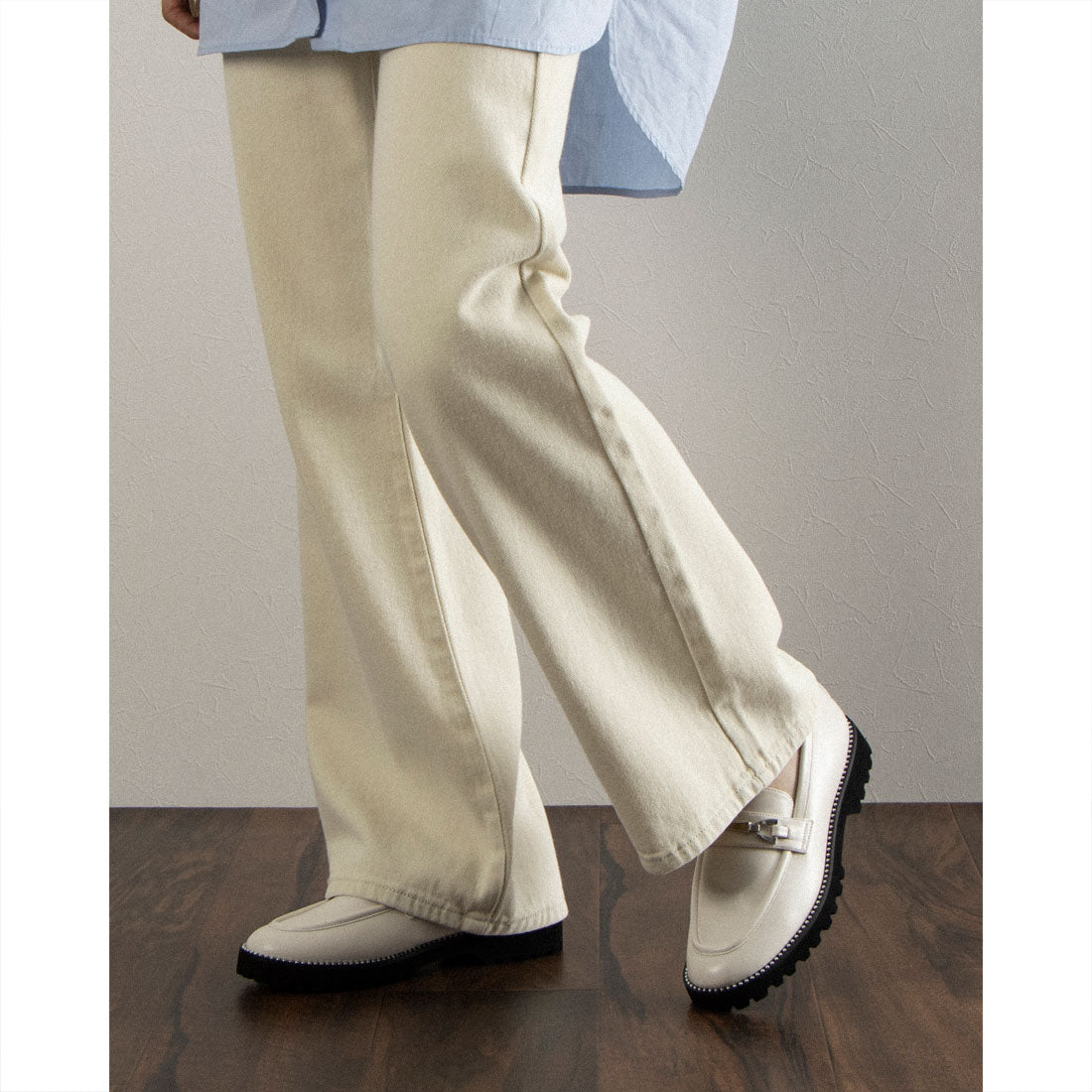 アルテミス バイ ダイアナ artemis by DIANA ボールチェーンデザイン厚底ビットローファー (黒合皮エナメル) 黒合皮エナメル