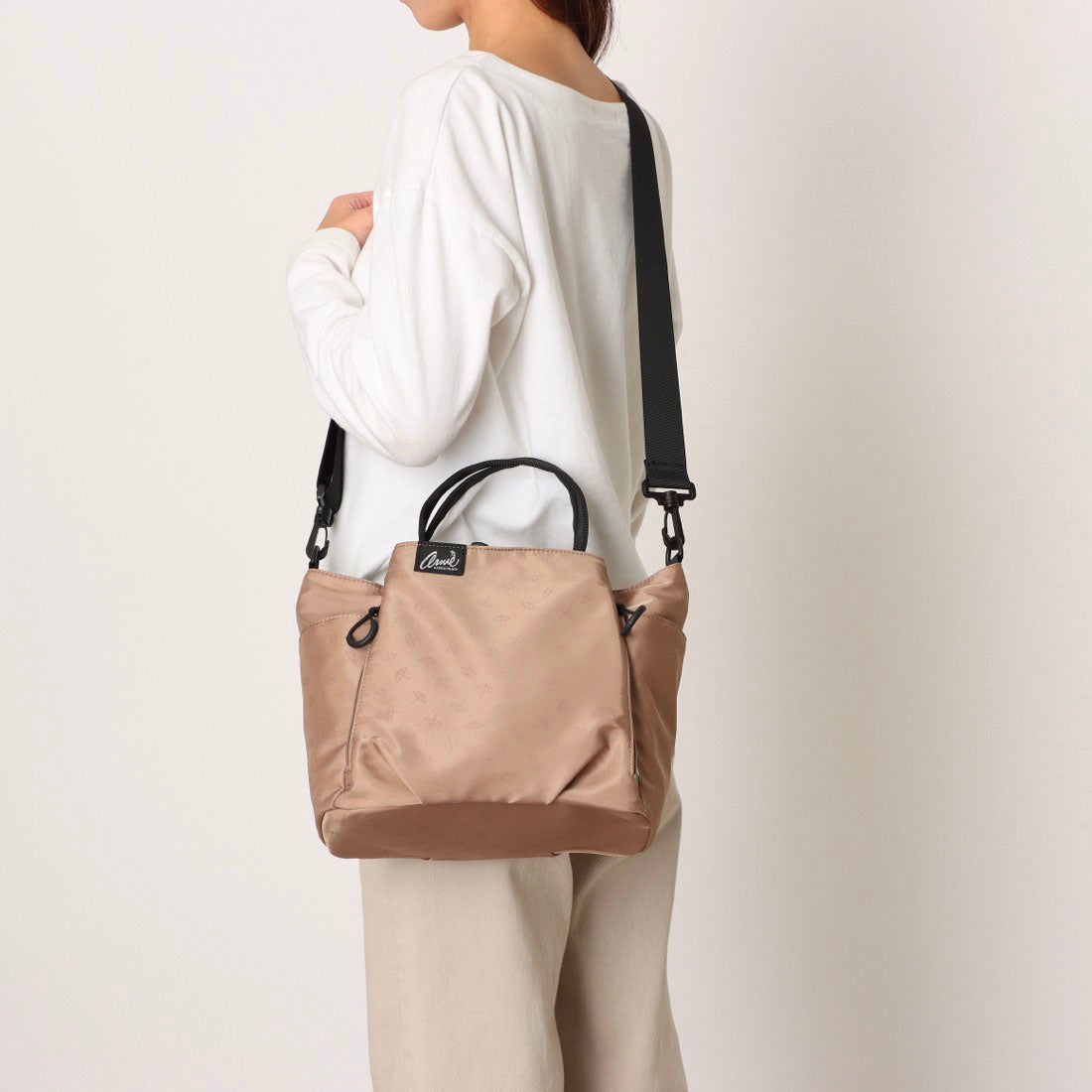 アーニーアーノルドパーマー arnie arnold palmer 2WAY クリアプリント ハンドバッグ 10ポケット (ブラック) ブラック