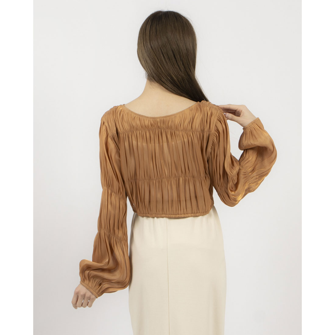 アルシーヴ archives シャイニーシアーギャザーブラウス (ORN) ORN