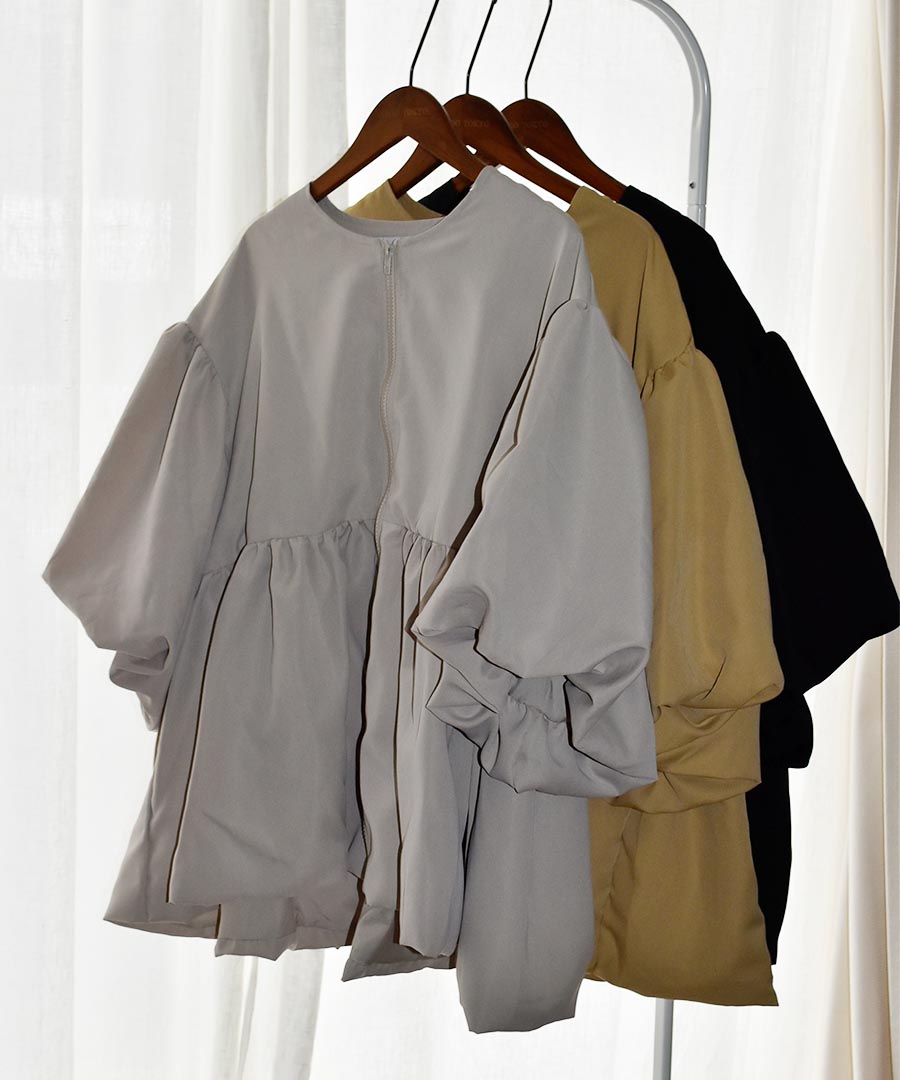 ARGO TOKYO Puff Sleeve Flear Blouse 23063 Puff Sleeve Flared Gathered Top Gathered Blouse Puff Sleeve Flared Blouse Flared Top Tops