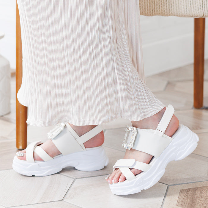 アタガール attagirl ビジューバックルスポーツサンダル (アイボリースムース) アイボリースムース