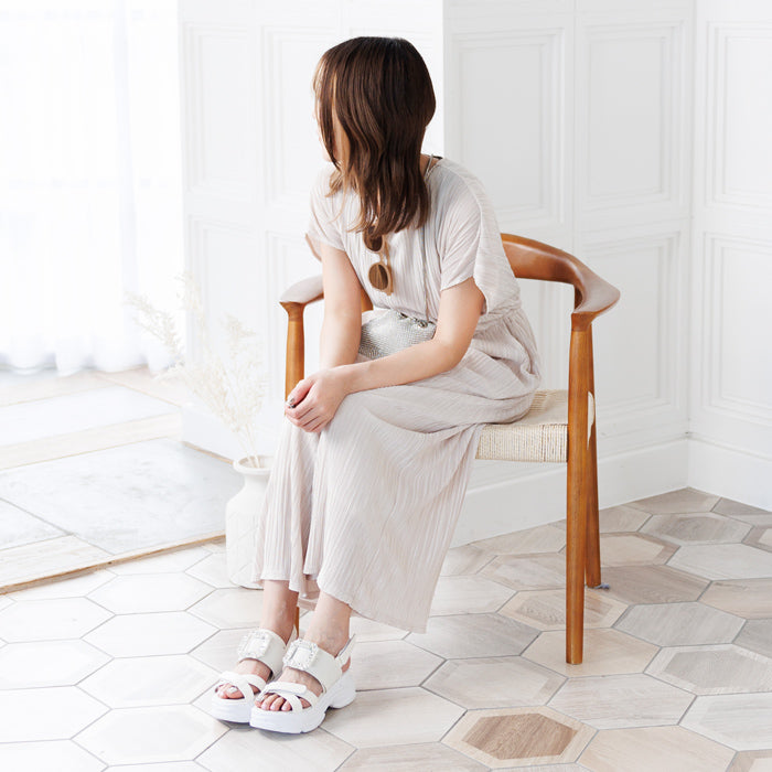 アタガール attagirl ビジューバックルスポーツサンダル (アイボリースムース) アイボリースムース