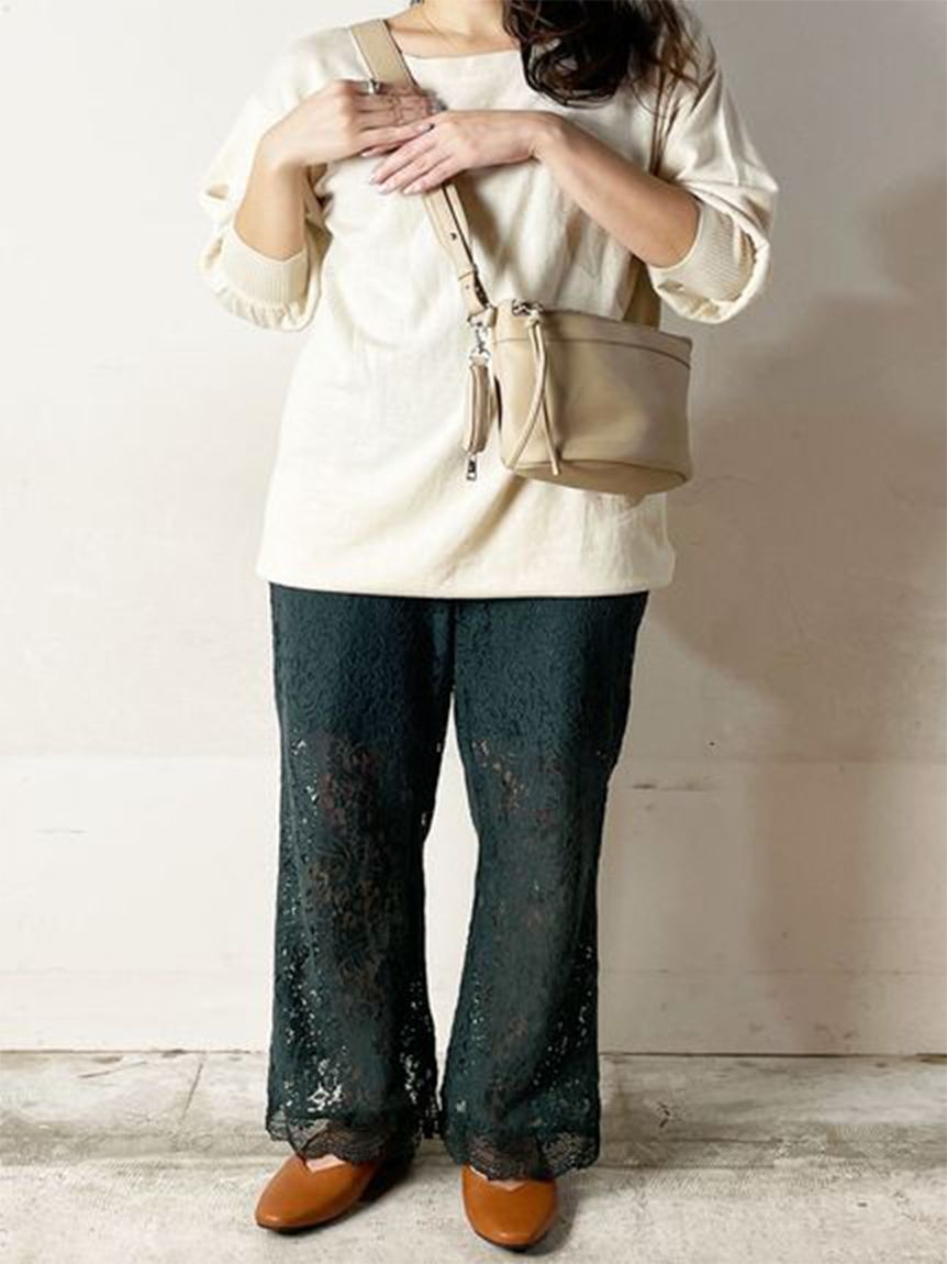 アット At 半月ポーチ付きボディバッグ