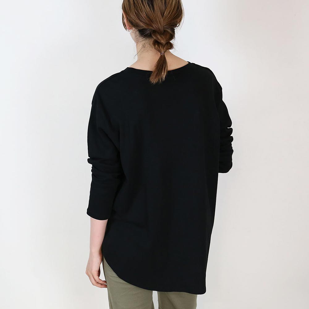 アットワン atONE ラウンドヘムカットソー