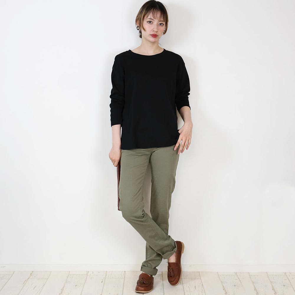 アットワン atONE ラウンドヘムカットソー