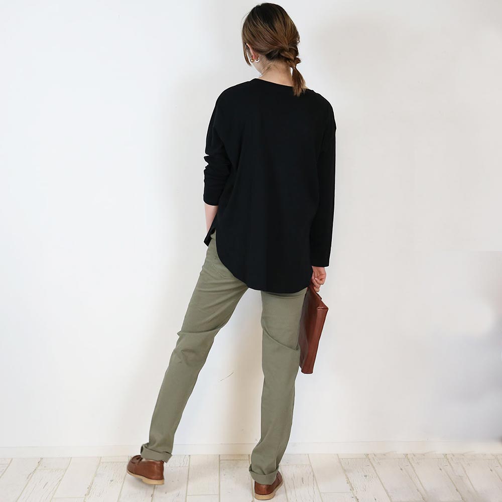 アットワン atONE ラウンドヘムカットソー