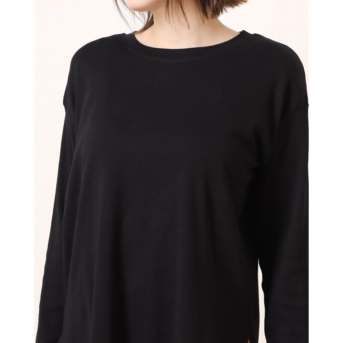 アットワン atONE ラウンドヘムカットソー