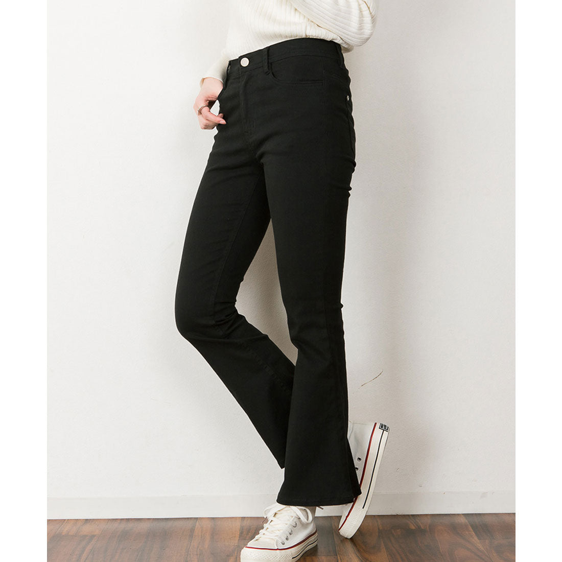 アットワン atONE フレアパンツ