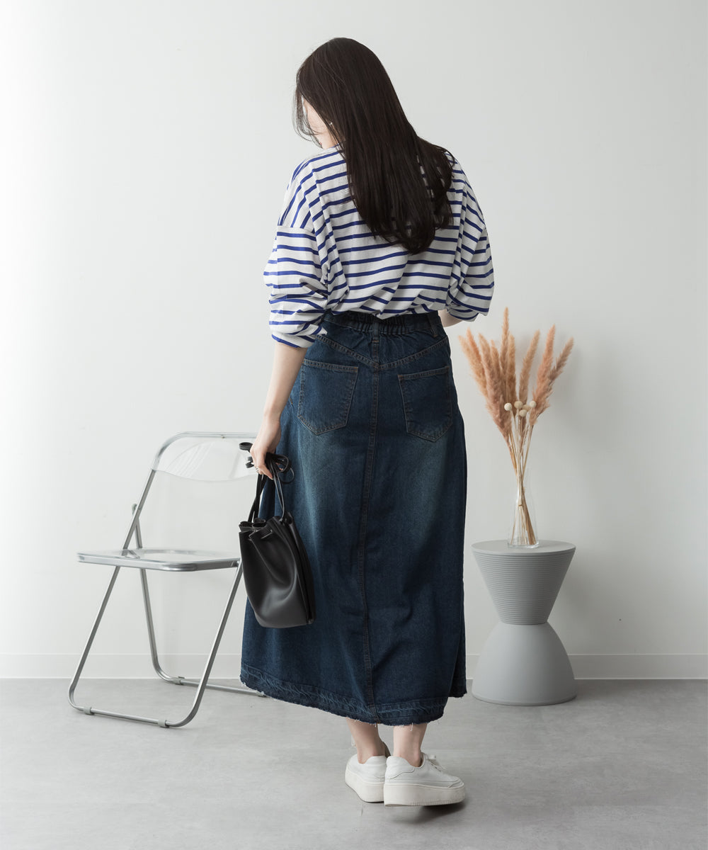 atONE Side Tuck Denim Skirt