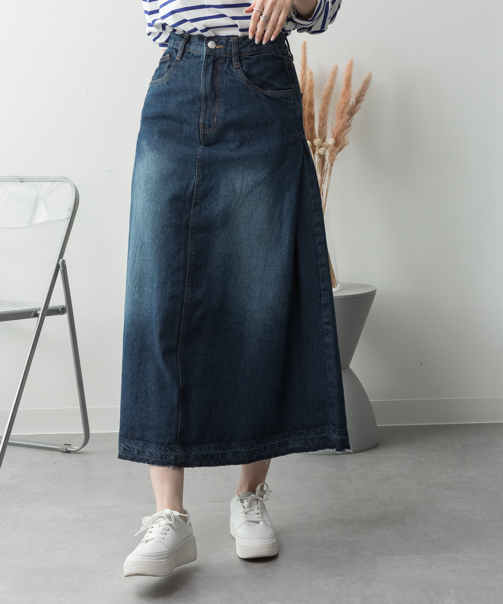 atONE Side Tuck Denim Skirt