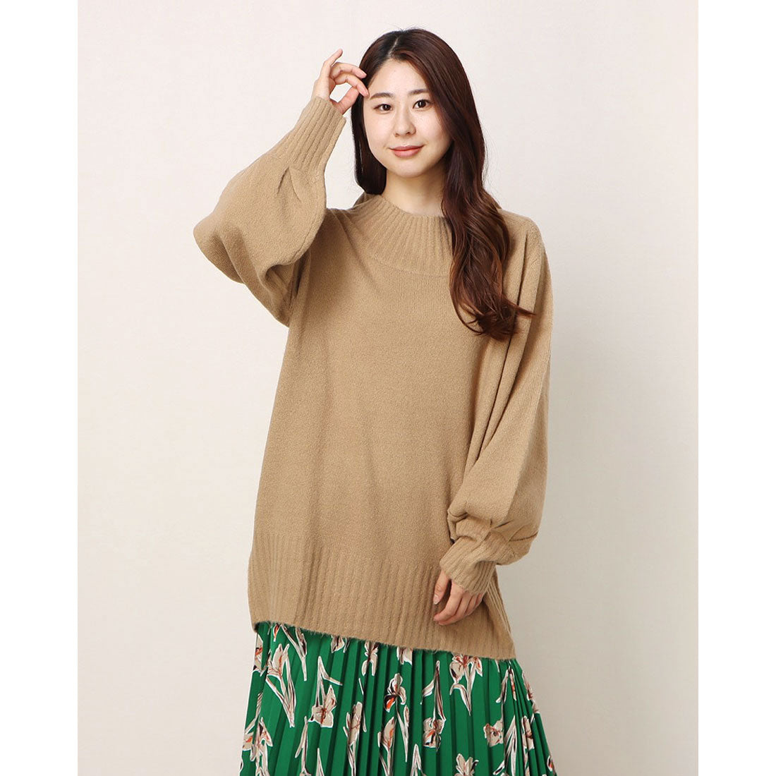 アットワン atONE バルーンスリーブニット,ベージュ