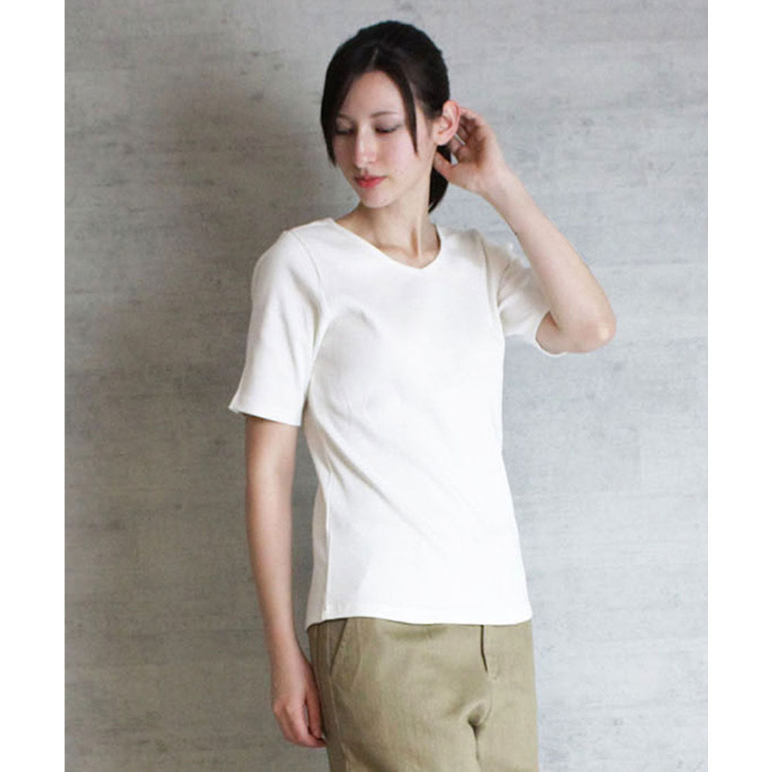 アットワン atONE Vネック5分袖コットンリブTシャツ