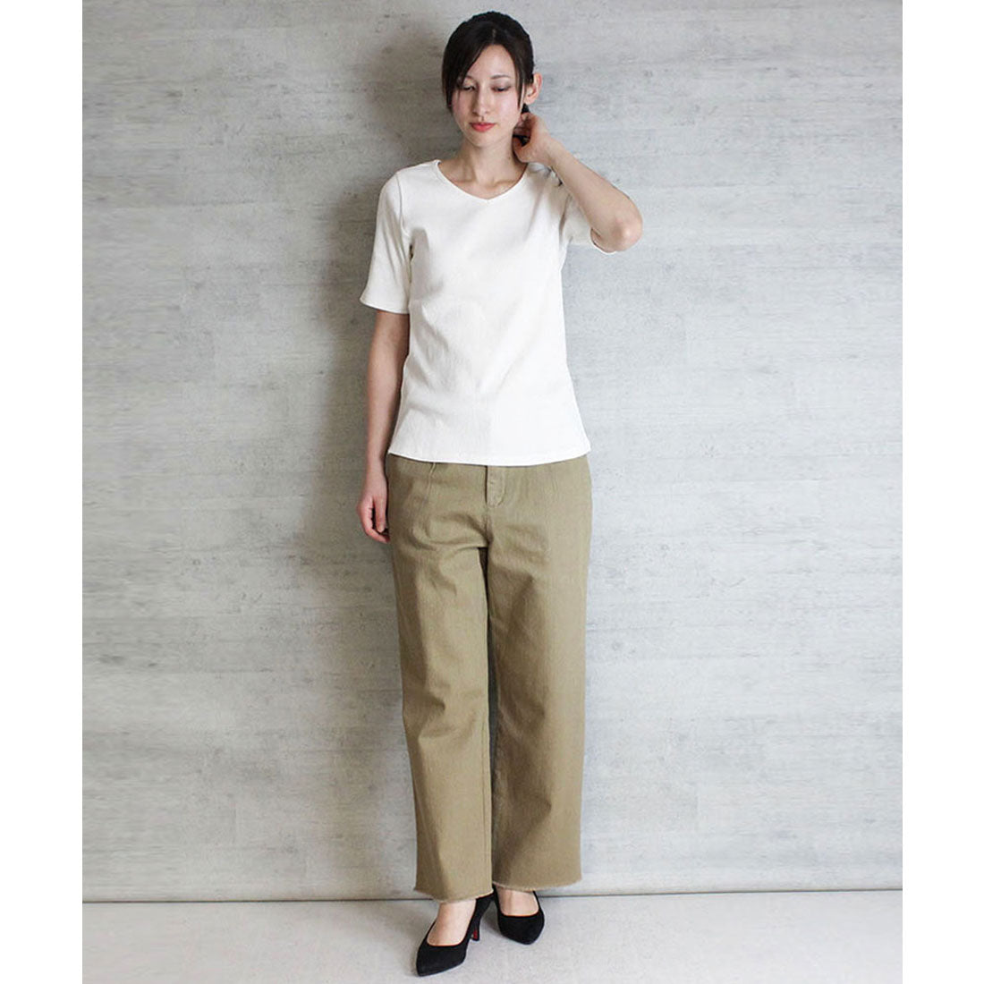 アットワン atONE Vネック5分袖コットンリブTシャツ