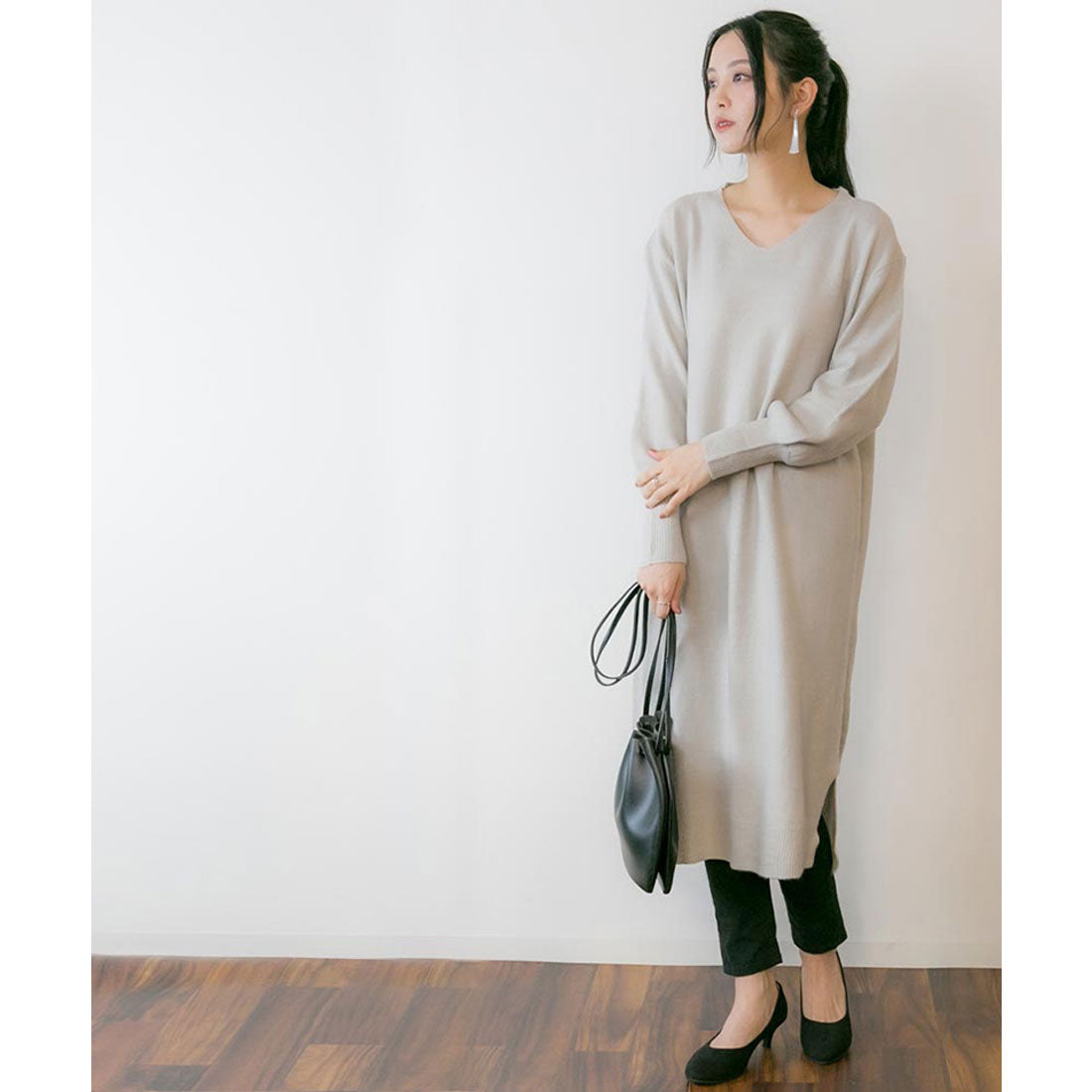アットワン atONE Vネックニットワンピース,ライトグレー